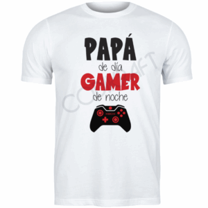 Polera papá de día gamer de noche